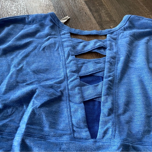 Balance Collection Open Latter Back Long Sleeve Sweatshirt - Picture 6 of 9